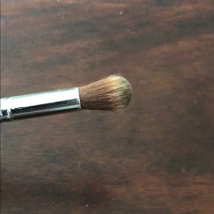 Bare Escentuals Makeup - Soft Focus Eyeshadow Brush Bare Escentuals Makeup - Soft Focus Eyeshadow Brush